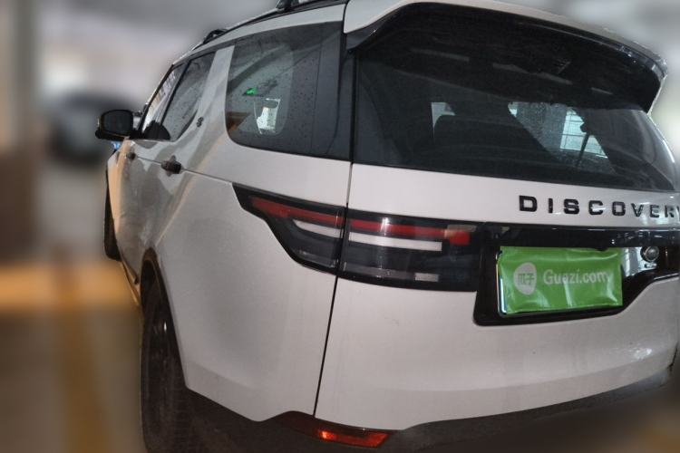 Used Land Rover Discovery 2018 3.0 SC V6 SE Rear Left 45 Deg