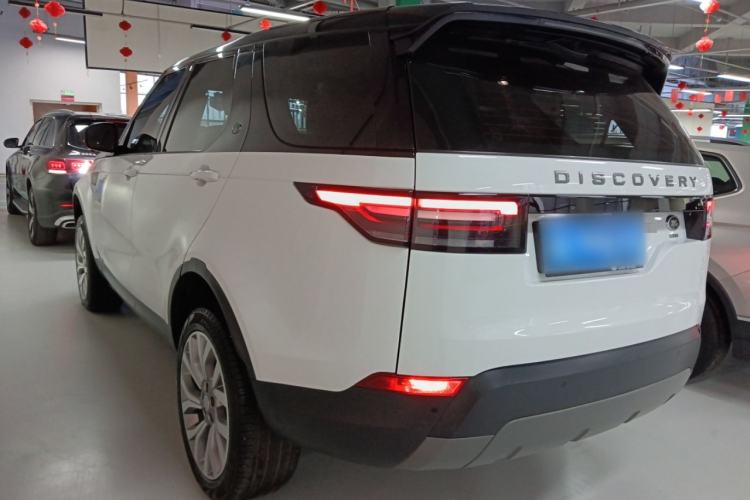 Used Land Rover Discovery 2018 3.0 SC V6 SE Rear Left 45 Deg