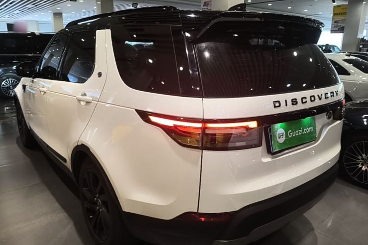 Used Land Rover Discovery 2018 2.0T Special Edition Rear Left 45 Deg