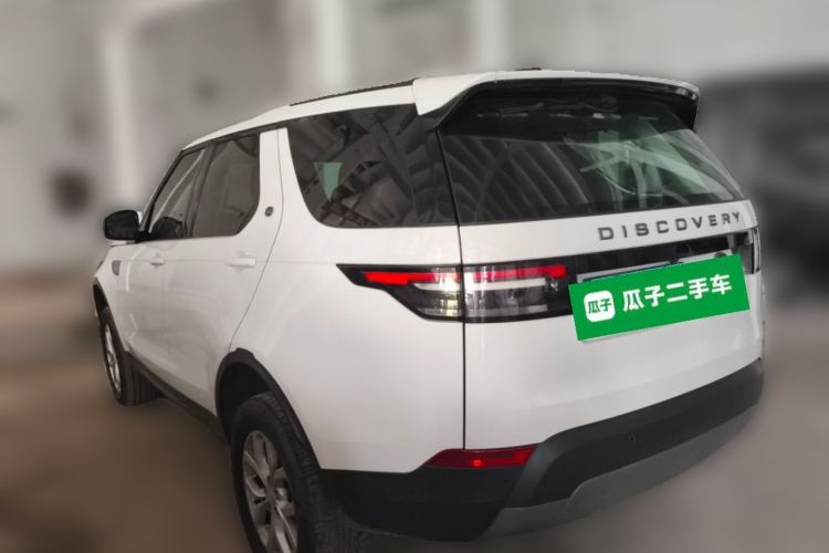 Used Land Rover Discovery 2018 2.0T SE Rear Left 45 Deg