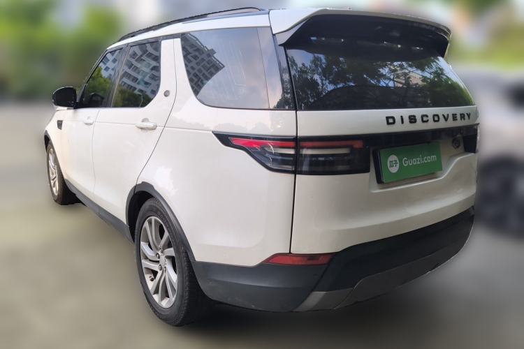 Used Land Rover Discovery 2018 2.0T SE Rear Left 45 Deg