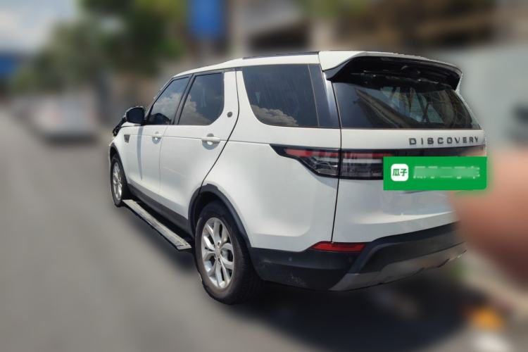 Used Land Rover Discovery 2018 2.0T SE Rear Left 45 Deg