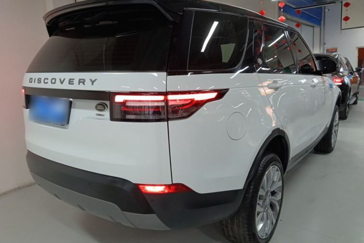 Used Land Rover Discovery 2018 3.0 SC V6 SE Rear Right 45 Deg