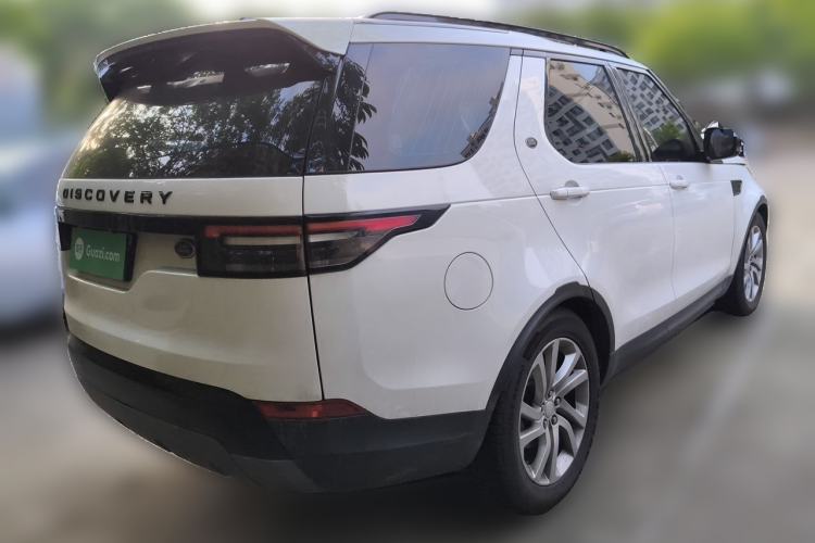 Used Land Rover Discovery 2018 2.0T SE Rear Right 45 Deg