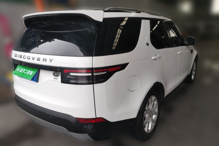 Used Land Rover Discovery 2018 3.0 SC V6 SE Rear Right 45 Deg