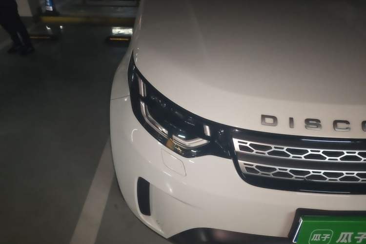 Used Land Rover Discovery 2018 3.0 SC V6 HSE Right Front Headlight