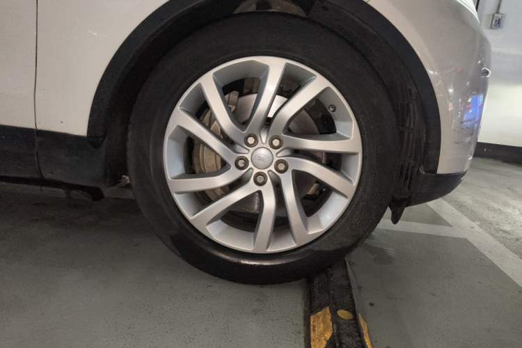 Used Land Rover Discovery 2018 3.0 SC V6 HSE Right Front Wheel Hub