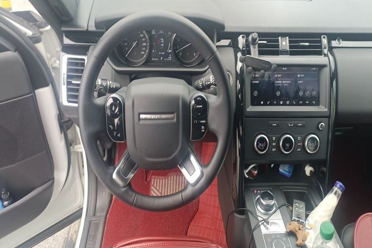 Used Land Rover Discovery 2018 3.0 SC V6 SE Steering Wheel