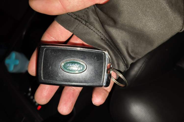 Used Land Rover Discovery 2018 2.0T SE Vehicle Key