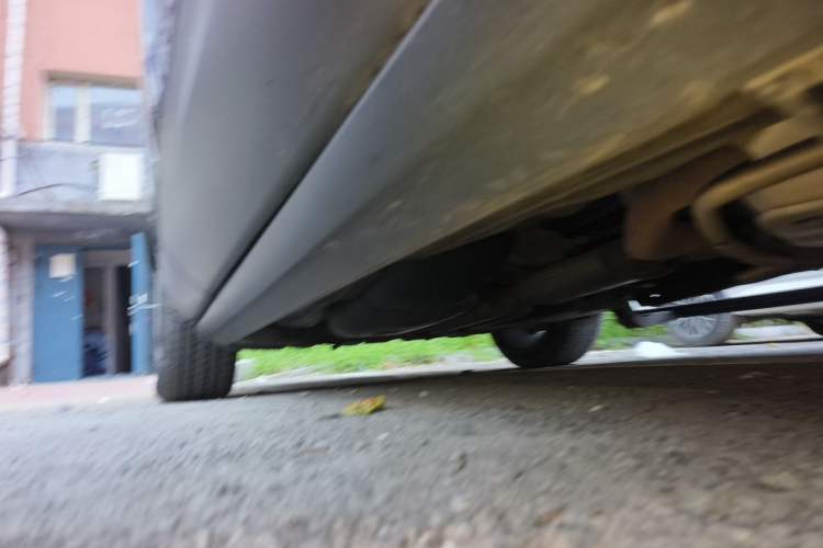Used Land Rover Discovery 2019 3.0 SC V6 SE Chassis Front Right