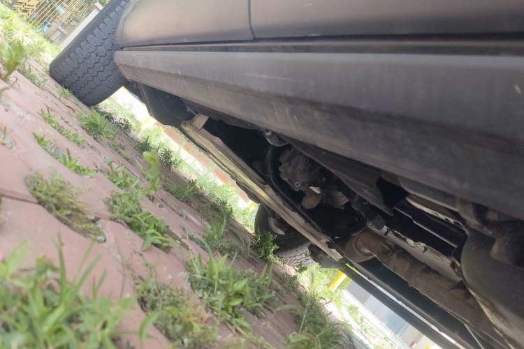 Used Land Rover Discovery 2019 2.0T HSE Chassis Rear Left