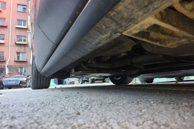 Used Land Rover Discovery 2019 3.0 SC V6 SE Chassis Rear Left