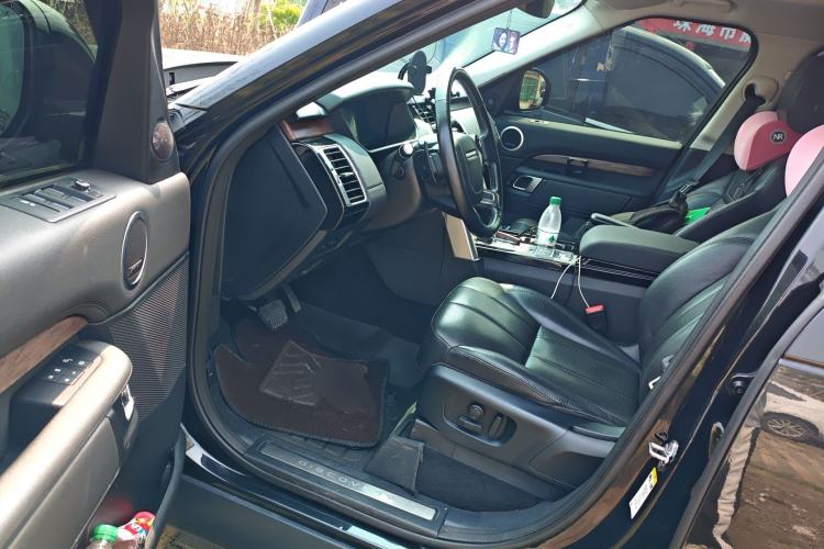 Used Land Rover Discovery 2019 3.0 SC V6 HSE Driver Seat
