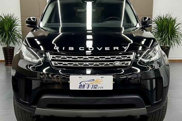 Used Land Rover Discovery 2019 3.0 SC V6 SE Engine Bay