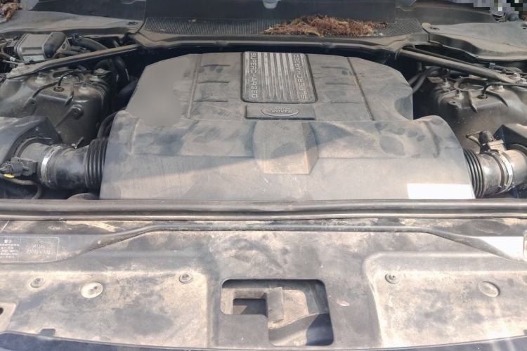 Used Land Rover Discovery 2019 3.0 SC V6 HSE Engine Bay