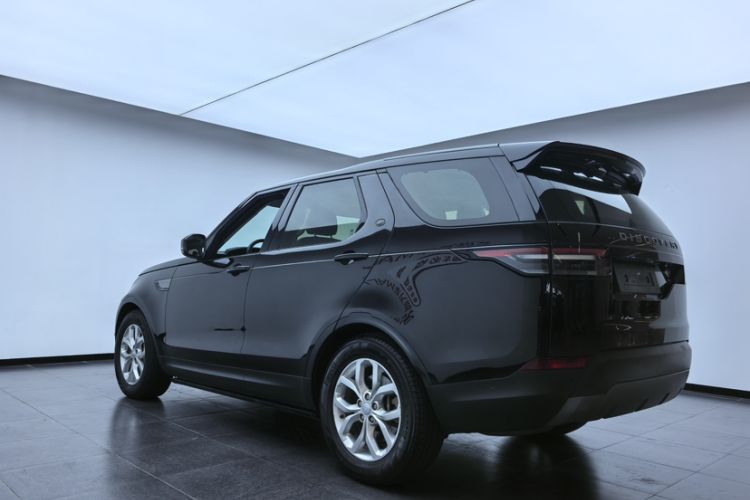 Used Land Rover Discovery 2019 3.0 SC V6 SE Exterior 4