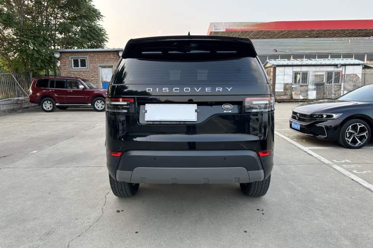Used Land Rover Discovery 2019 3.0 SC V6 SE Exterior 5