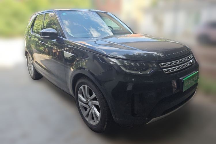 Used Land Rover Discovery 2019 3.0 SC V6 HSE Front Right 45 Deg