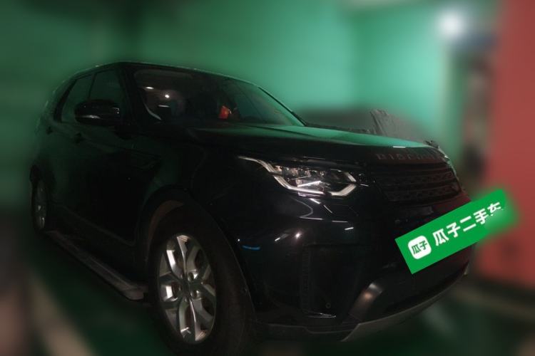 Used Land Rover Discovery 2019 3.0 SC V6 SE Front Right 45 Deg
