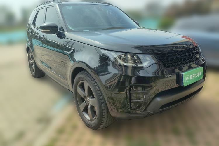 Used Land Rover Discovery 2019 2.0T HSE Front Right 45 Deg