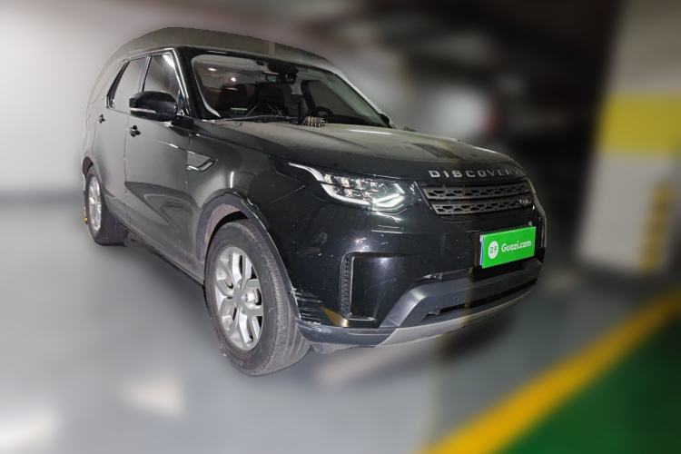 Used Land Rover Discovery 2019 2.0T SE Front Right 45 Deg