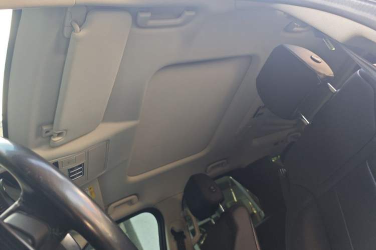 Used Land Rover Discovery 2019 3.0 SC V6 HSE Headliner