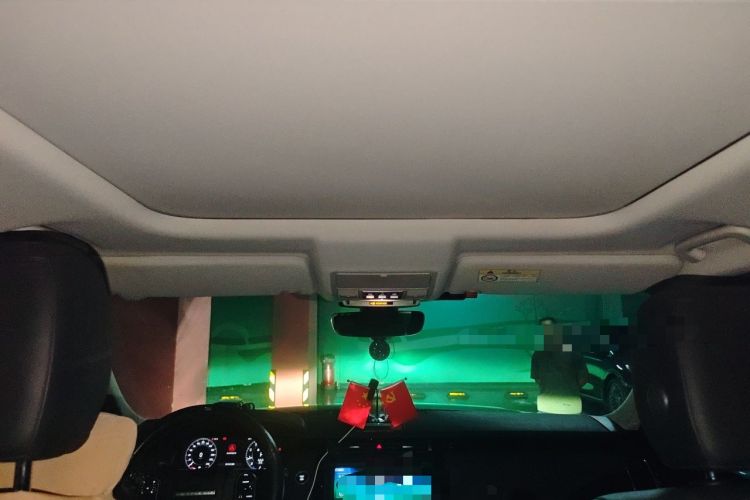 Used Land Rover Discovery 2019 3.0 SC V6 SE Headliner