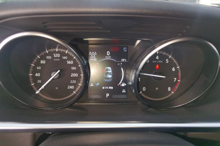Used Land Rover Discovery 2019 2.0T SE Instrument Cluster
