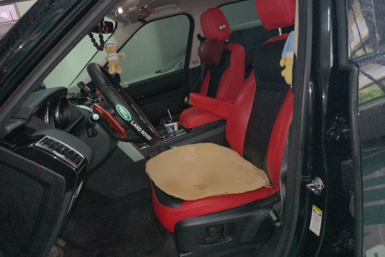 Used Land Rover Discovery 2019 3.0 SC V6 SE Left Front Seat