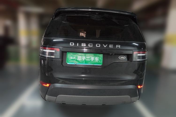Used Land Rover Discovery 2019 2.0T SE Rear