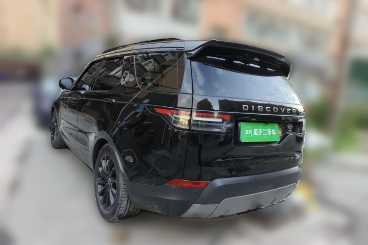 Used Land Rover Discovery 2019 3.0 SC V6 SE Rear Left 45 Deg