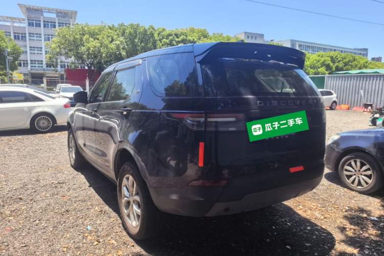 Used Land Rover Discovery 2019 3.0 SC V6 SE Rear Left 45 Deg
