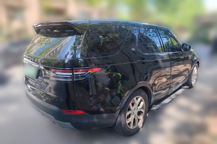 Used Land Rover Discovery 2019 3.0 SC V6 SE Rear Right 45 Deg