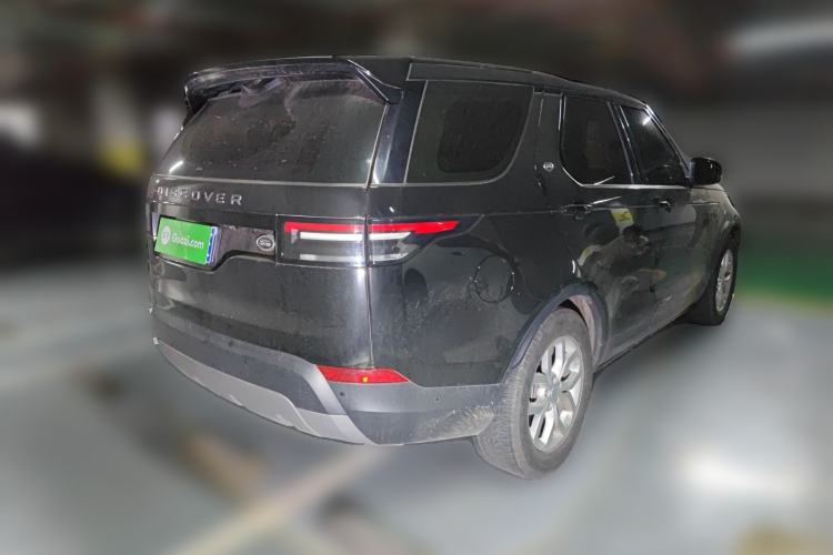 Used Land Rover Discovery 2019 2.0T SE Rear Right 45 Deg