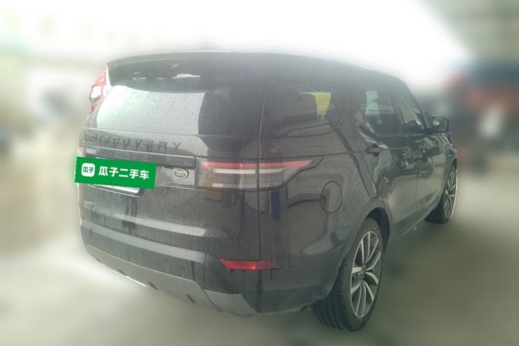 Used Land Rover Discovery 2019 2.0T SE Rear Right 45 Deg
