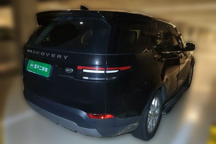 Used Land Rover Discovery 2019 2.0T SE Rear Right 45 Deg