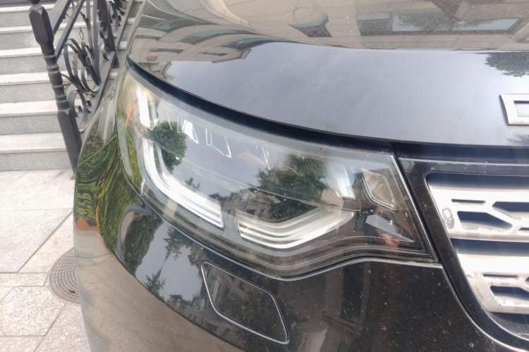 Used Land Rover Discovery 2019 3.0 SC V6 HSE Right Front Headlight