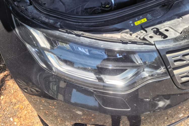 Used Land Rover Discovery 2019 3.0 SC V6 SE Right Front Headlight
