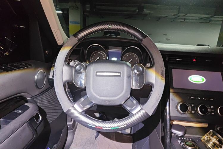 Used Land Rover Discovery 2019 2.0T SE Steering Wheel