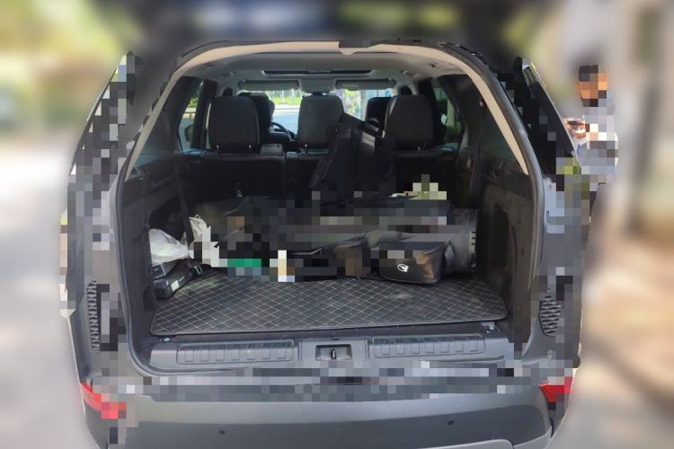 Used Land Rover Discovery 2019 3.0 SC V6 SE Trunk