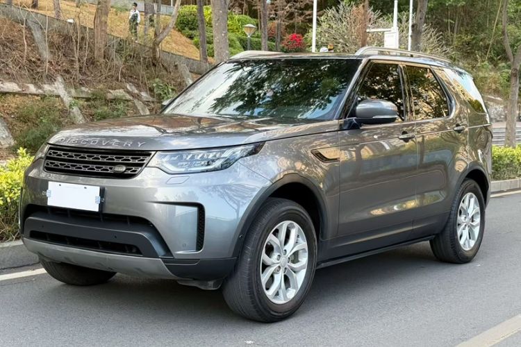 Used Land Rover Discovery 2019 2.0T SE Exterior 1