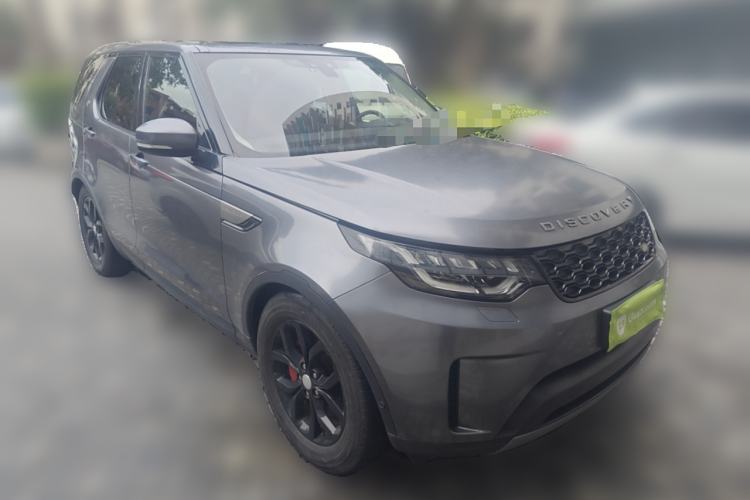 Used Land Rover Discovery 2019 3.0 SC V6 SE Front Right 45 Deg