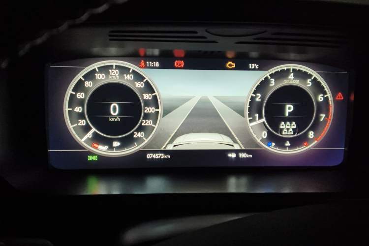 Used Land Rover Discovery 2019 3.0 SC V6 SE Instrument Cluster