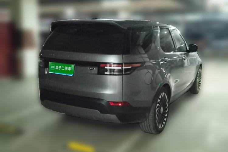 Used Land Rover Discovery 2019 3.0 SC V6 SE Rear Right 45 Deg