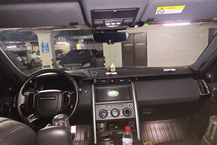 Used Land Rover Discovery 2019 2.0T SE Headliner
