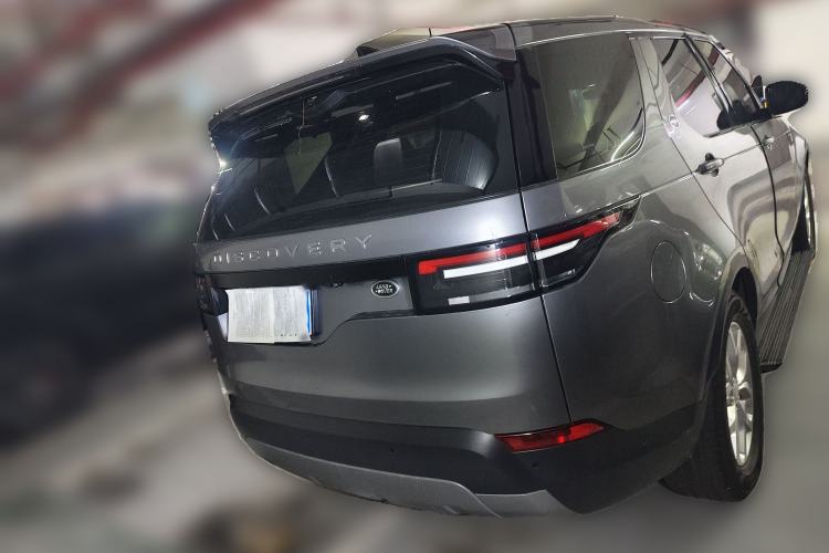 Used Land Rover Discovery 2019 2.0T SE Rear