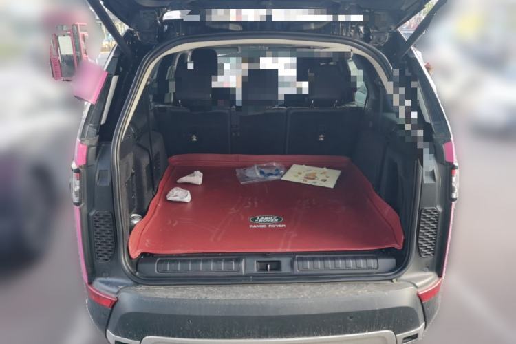 Used Land Rover Discovery 2019 3.0 SC V6 SE Trunk