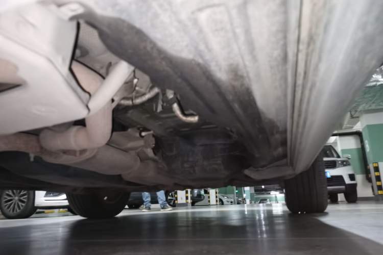 Used Land Rover Discovery 2019 3.0 SC V6 SE Chassis Front Left