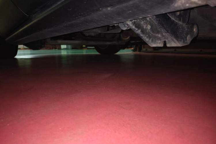 Used Land Rover Discovery 2019 2.0T HSE Chassis Rear Left