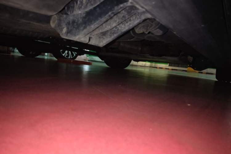 Used Land Rover Discovery 2019 2.0T HSE Chassis Rear Right